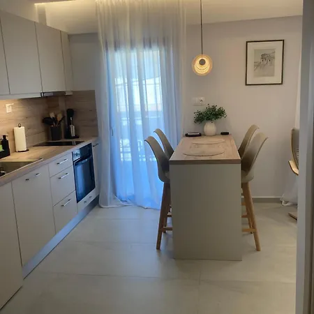 Apartmán La Casa Di Zoe Flogita
